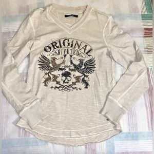 Original Riveted Graphic Long Sleeve Shirt. Levi’s